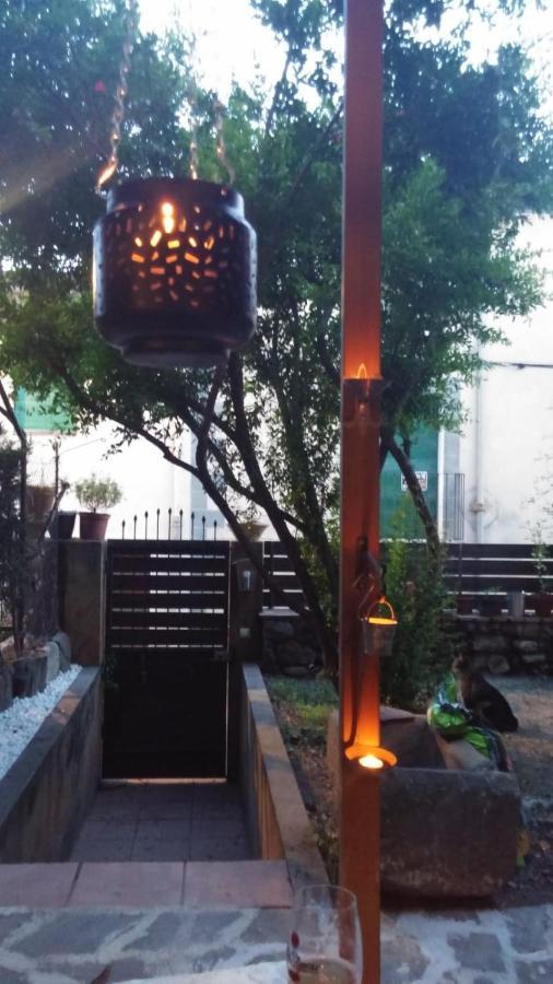 Les Magranes Bed & Breakfast Argelaguer Екстер'єр фото