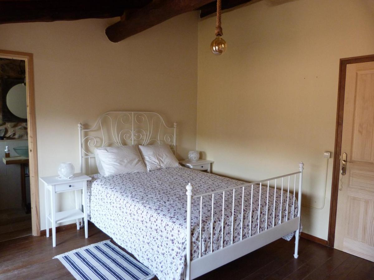 Les Magranes Bed & Breakfast Argelaguer Екстер'єр фото