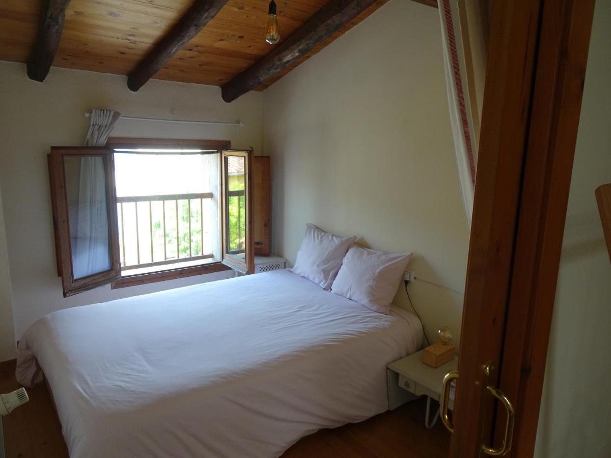 Les Magranes Bed & Breakfast Argelaguer Екстер'єр фото